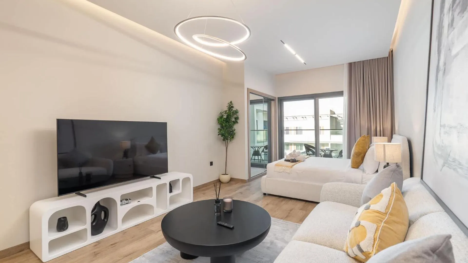 Bright & Airy Studio Perfect For 2 In Jvc Dubai 0*,