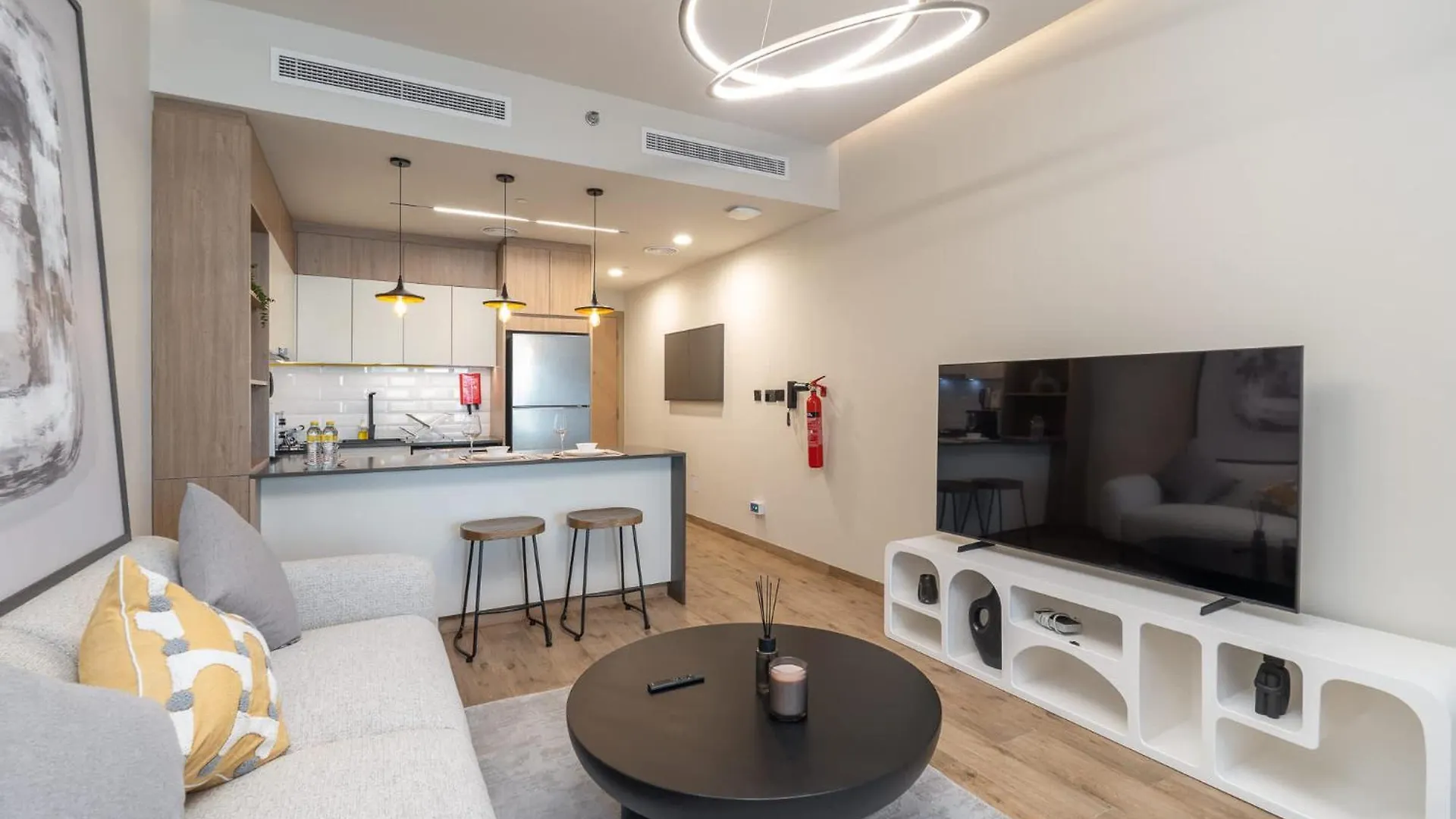 Apartment Bright & Airy Studio Perfect For 2 In Jvc Dubai United Arab Emirates
