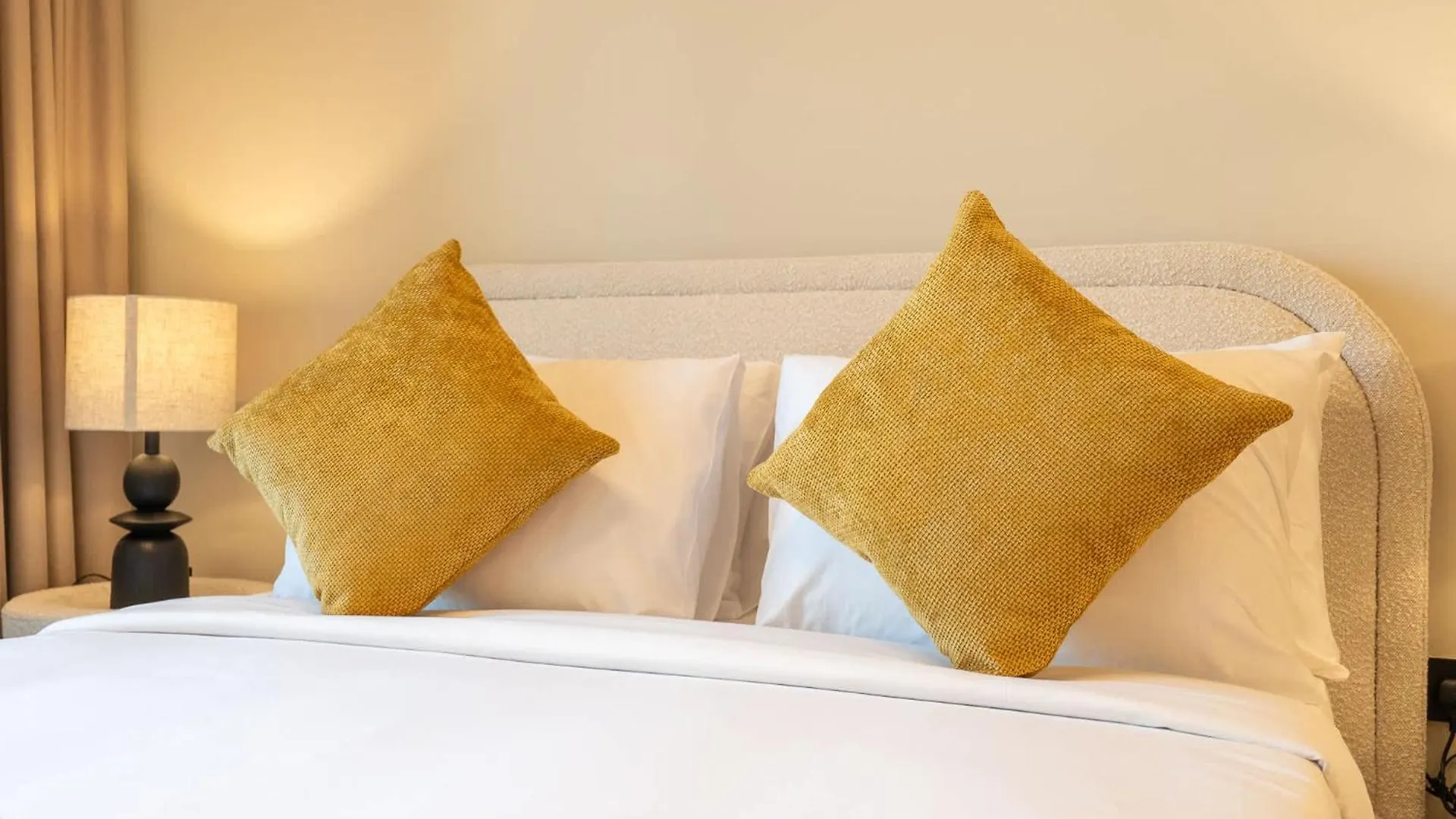Apartment Bright & Airy Studio Perfect For 2 In Jvc Dubai United Arab Emirates