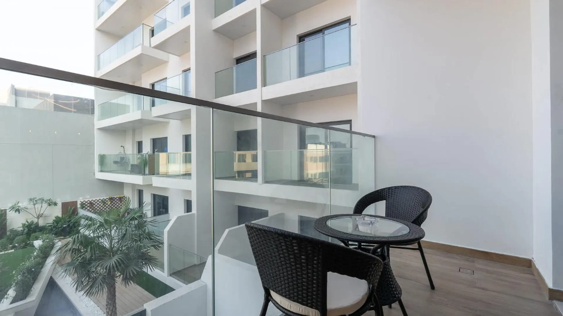 Apartment Bright & Airy Studio Perfect For 2 In Jvc Dubai